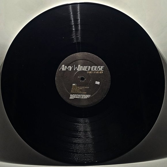 Amy Winehouse - Back To Black (LP, Album, RE) - Picture 8 of 10